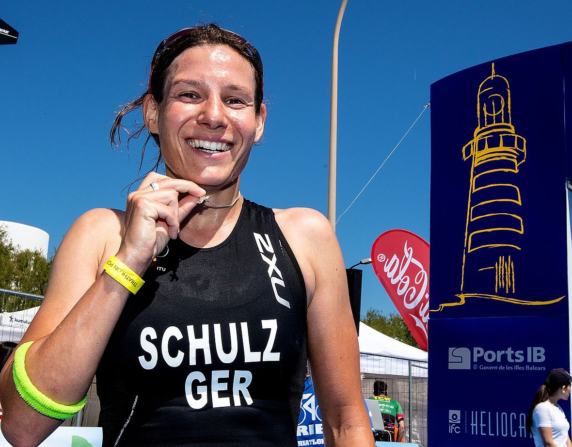 Jenny Schulz: Rang zwei auf der 111-Distanz in Portocolom