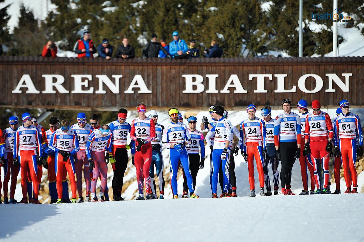 Startaufstellung: Die Männerelite macht sich bereit für die WM-Entscheidung im Biathlon-Zentrum von Gradistei