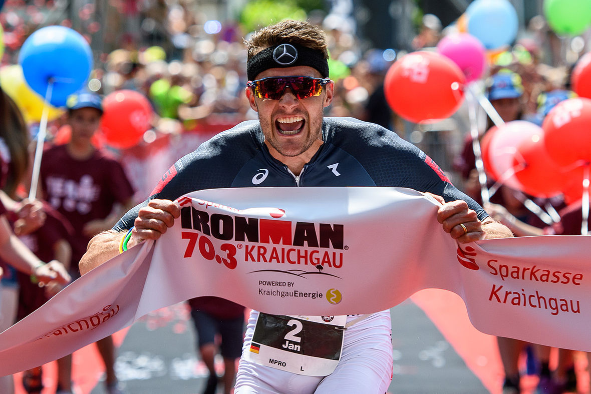 Dann ist der erste Kraichgau-Sieg eingetütet: Jan Frodeno gewinnt den Ironman 70.3 Kraichgau in 3:49:05 Stunden