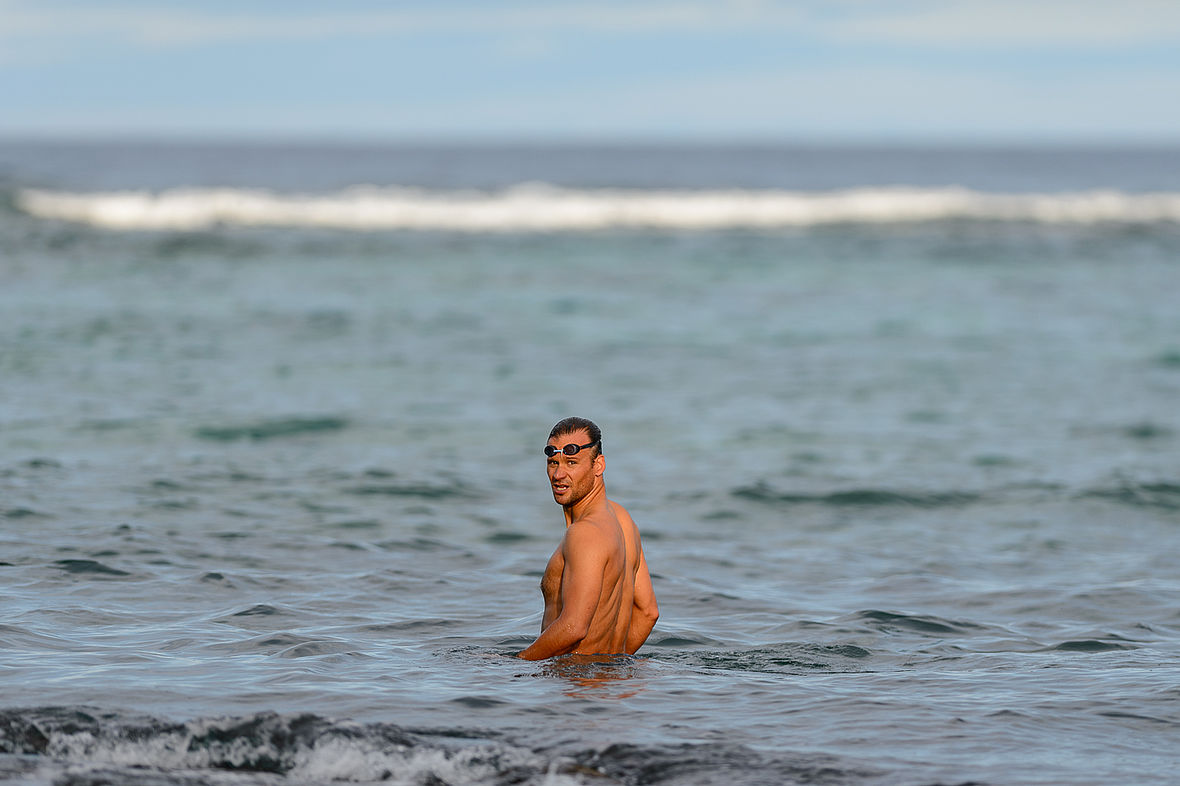 Am Samstag wird sich der 43-jährige Jan Sibbersen dann mit der Jugend und den unberechenbaren äußeren Bedingungen um die Schwimmbestzeit kämpfen