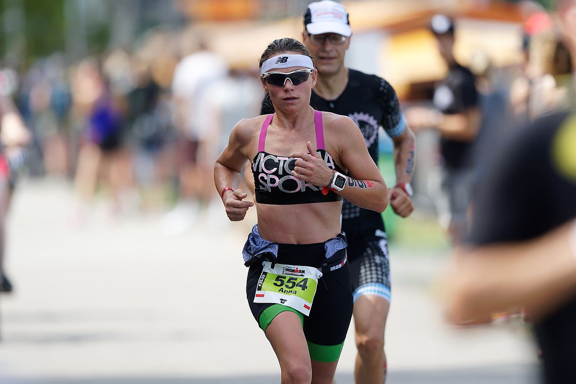 Die schnellste Frau: Anna Lechowicz aus Polen - ihre Siegerzeit 9:50:32 Stunden