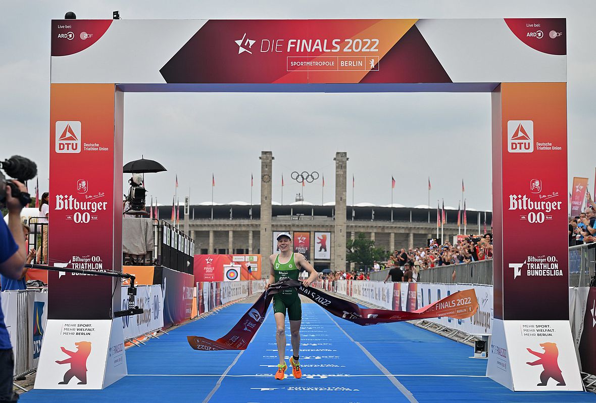 Laura Lindemann gewinnt in 57:03 min die Triathlon Sprint-DM 2022