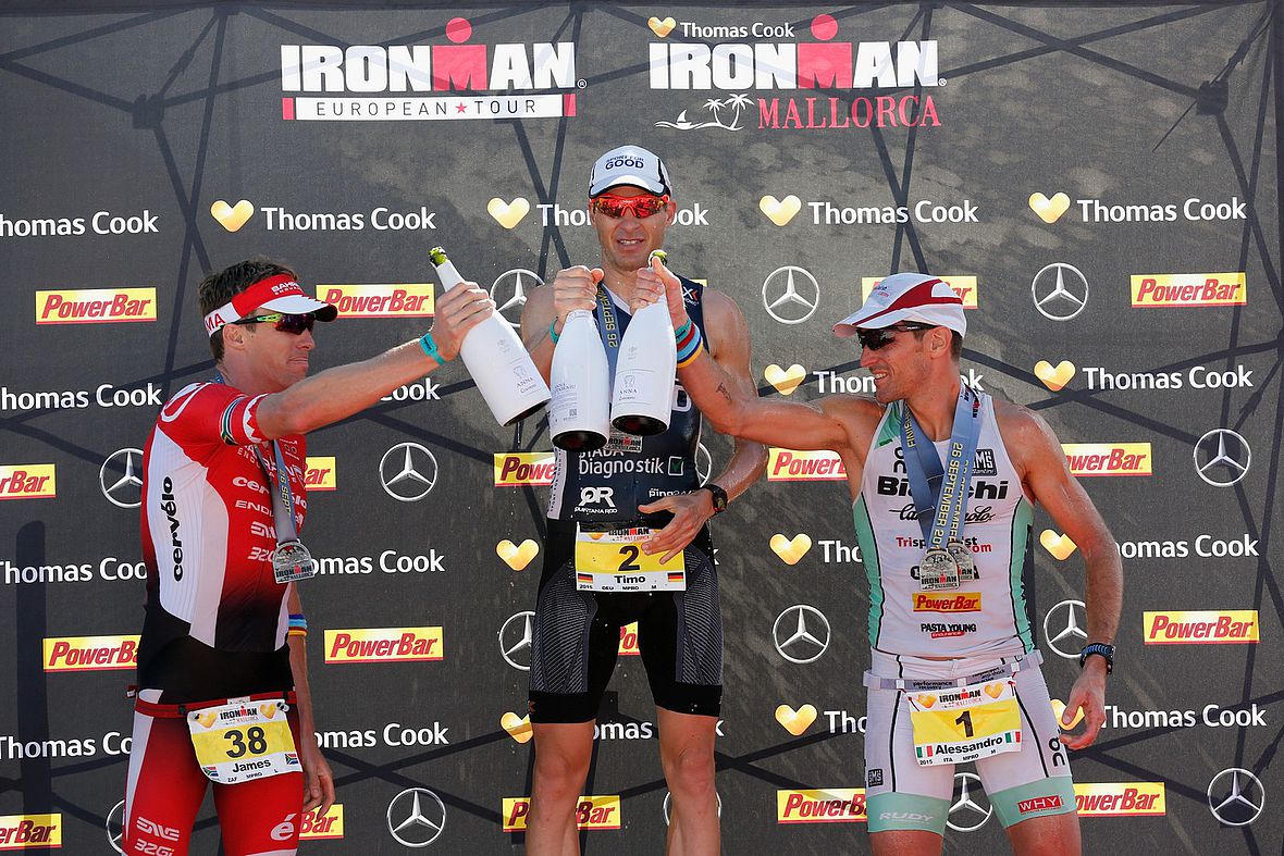 Männer-Podium beim Ironman Mallorca 2015: James Cunnama, Timo Bracht und Alessandro Degasperi (v.l.)