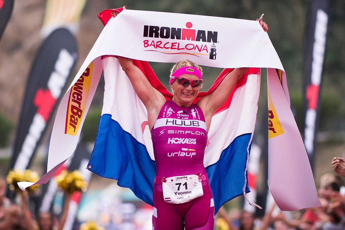 Yvonne van Vlerken gewinnt zum zweiten Mal nach 2015 den Ironman Barcelona