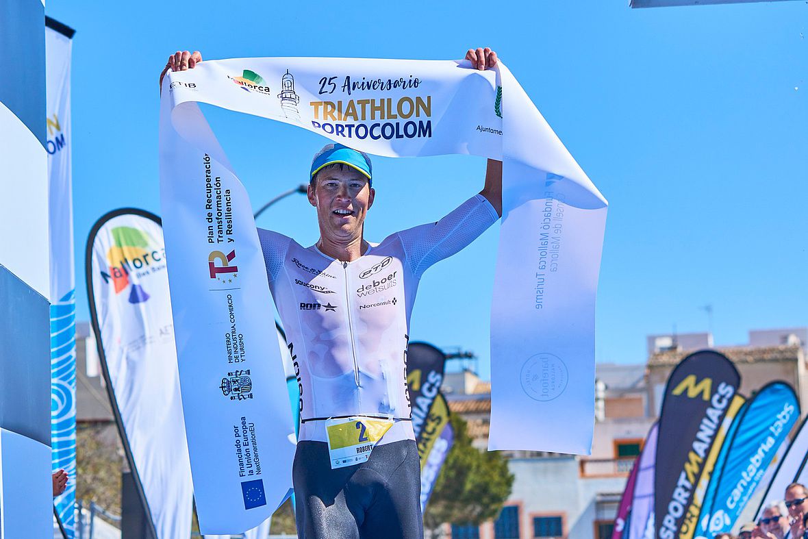Robert Kallin gewinnt zum zweiten Mal nach 2022 den Triathlon Portocolom