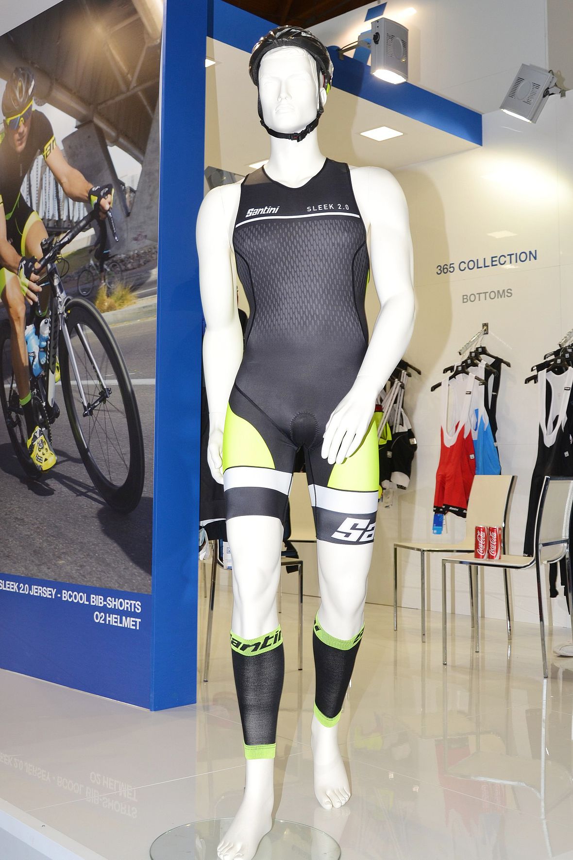 Santini Triathlonbekleidung: Der italienische Radbekleidungsspezialist aus Bergamo bietete eine komplette Tri-Kollektion an, inkl. einer Custom-Line