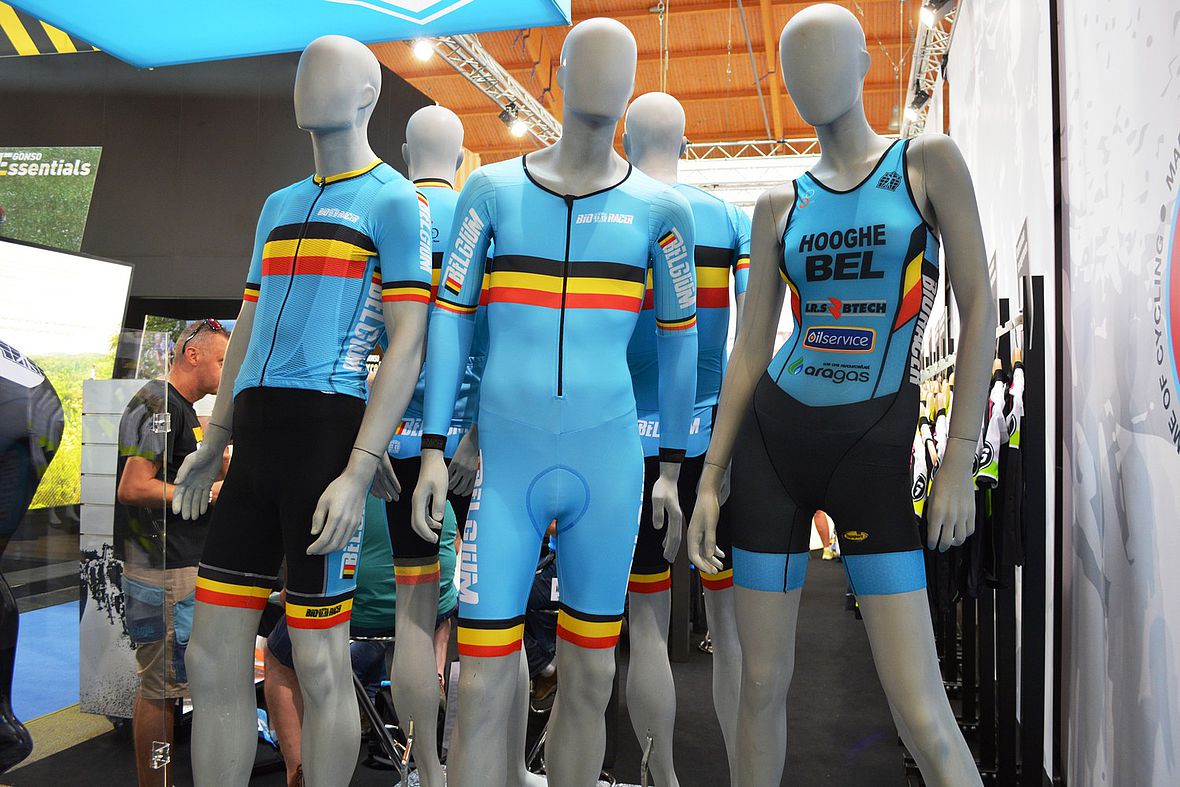 Aerobekleidung für Triathleten und Radfahrer von Bioracer