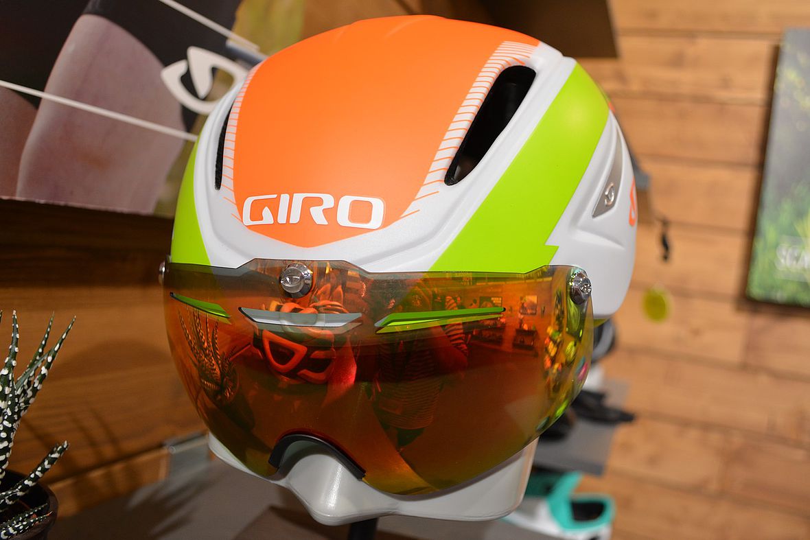 Giro Aero-Radhelm mit Visier