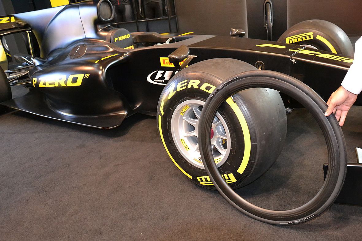 Pirelli macht neben Formel-1 Reifen und Kalendern nun auch (wieder) Rennradreifen