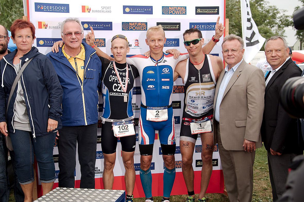 Bürgermeister Podersdorf, 2. Platz: Jan Oppolzer, Sieger Petr Vabrousek, 3. Platz + österr. Staatsmeister Georg Swoboda, LH Hans Niessl.