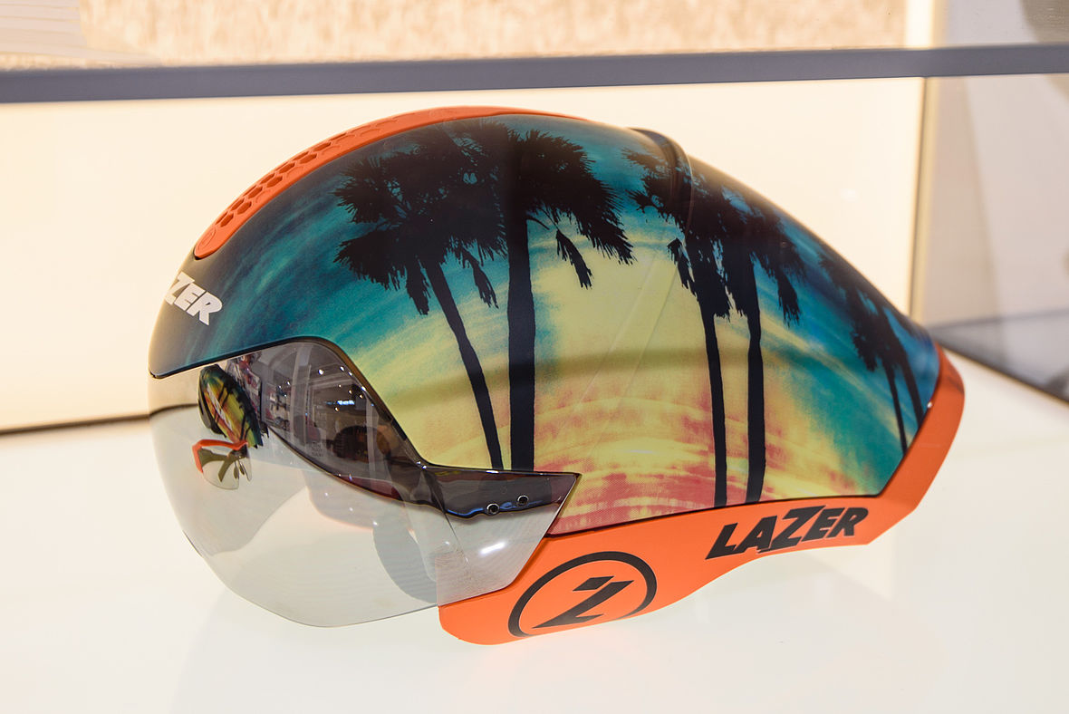 Lazer TT-Helm: Hawaii nicht nur im Kopf, sondern auch auf dem Kopf