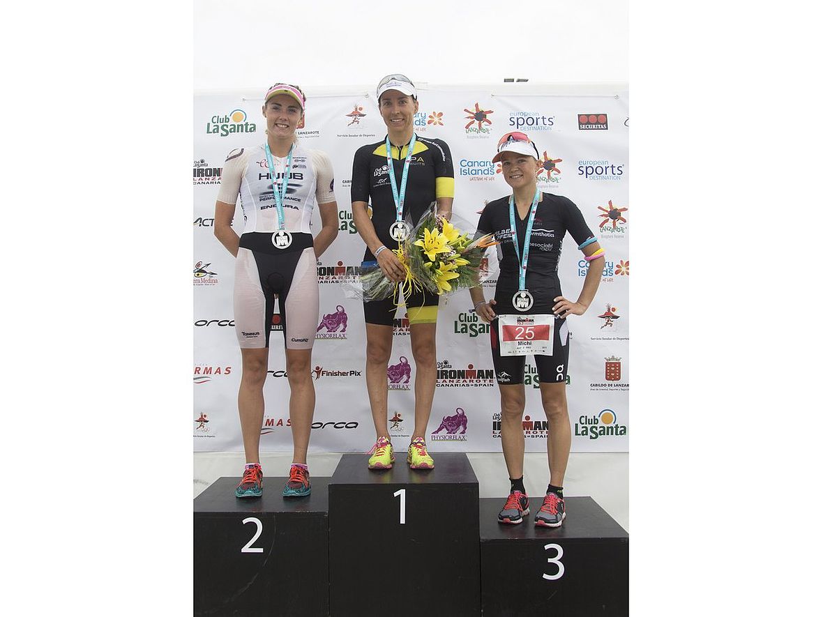 Die schnellsten Frauen beim Ironman 70.3 Lanzarote 2017: Lucy Charles, Anne Haug und Michi Herlbauer (v.l.)