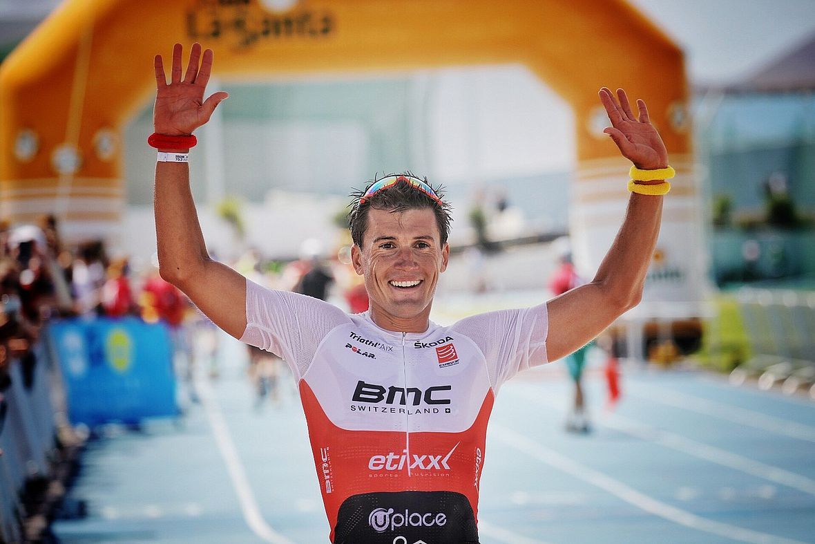 Romain Gulliaume: Sieg beim Volcano Triathlon 2017 in 1:52:59 Stunden
