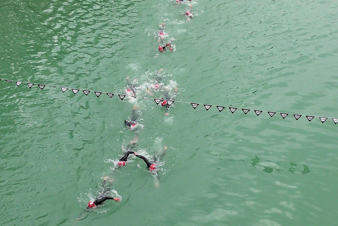 Schongau Triathlon 2019: Schwimmen in der "grünen Hölle" des Lechs