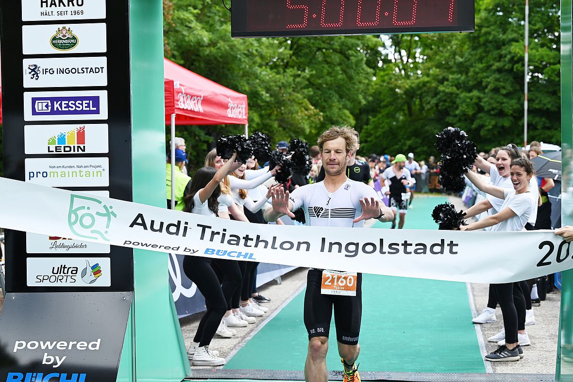 Tobias Erbacher gewinnt die Sprintdistanz