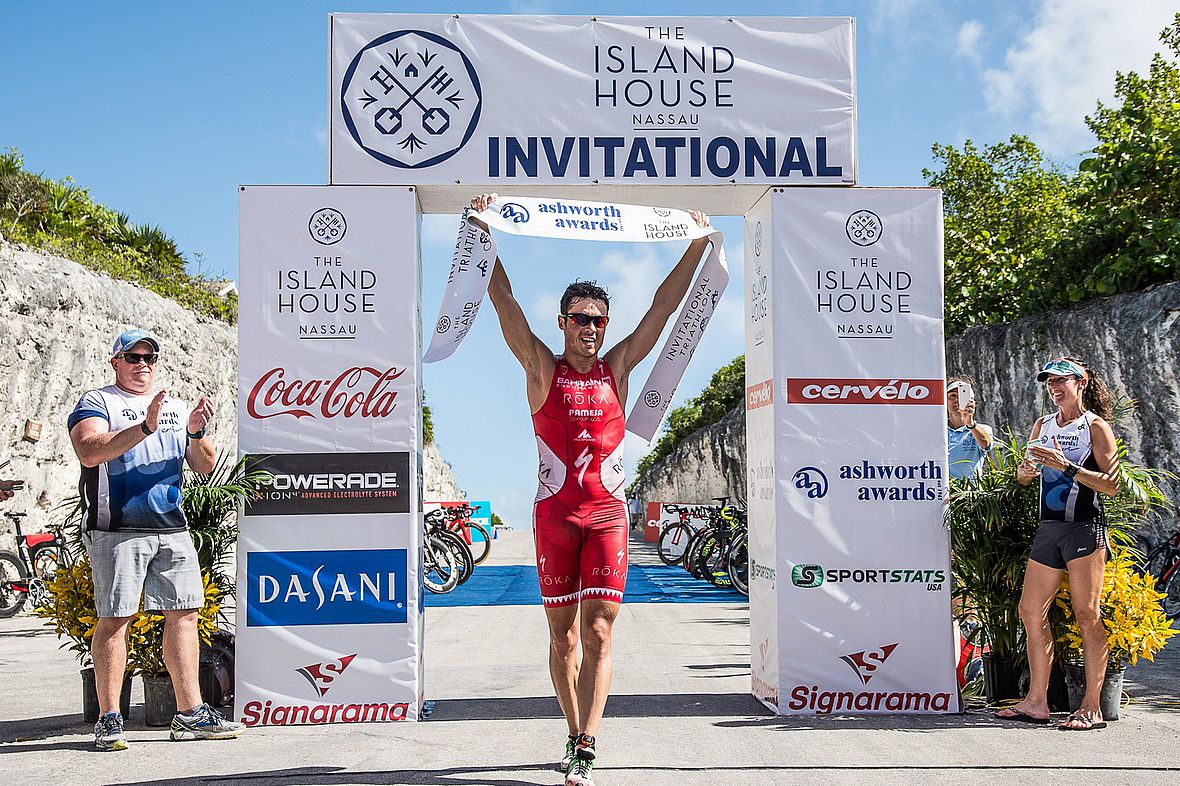 Javier Gomez: Sieg beim Island House Triathlon 2015