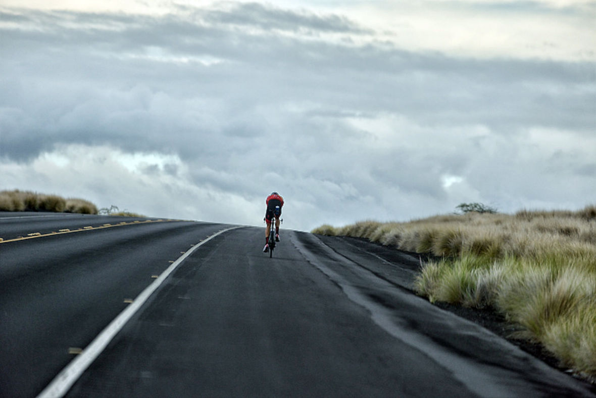 Noch ist der Queen Kaahumanu Highway fast Triathleten-frei. Die kommen nun in den nächsten Tagen an.