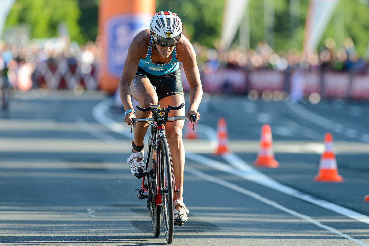 Lisa Hütthaler: Nach langer Verletzungspause zurück im Ironman-Renngeschehen