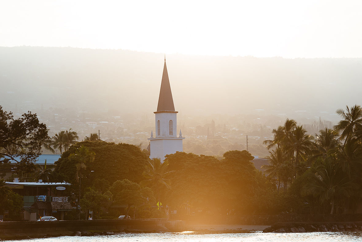 Die Mokuaikaua Church in Kailua Downtown - die erste Kirche Hawaii´s darf auf keinem Bild vom Ironman fehlen